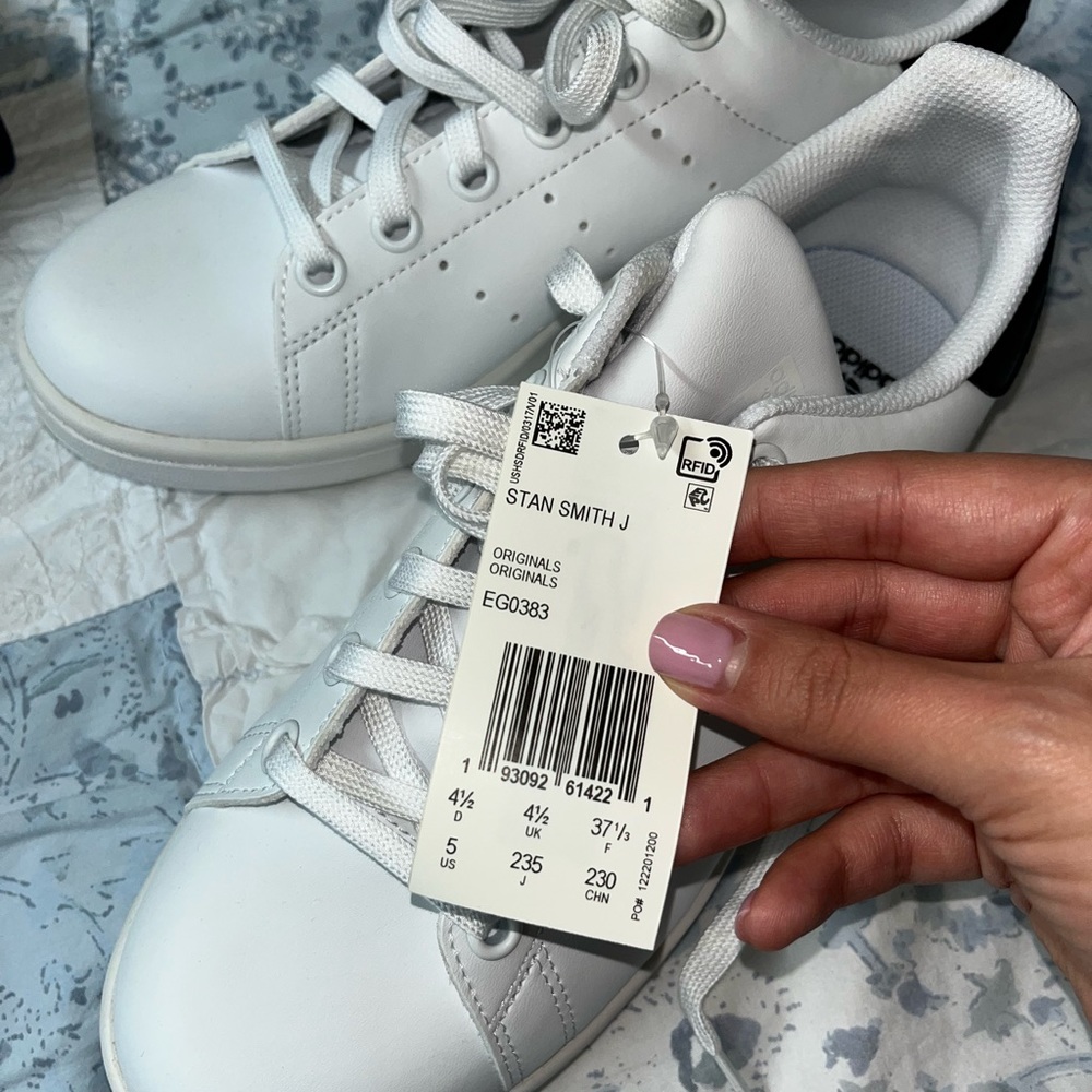 Brand new Stan smiths!!!!!! Unisex